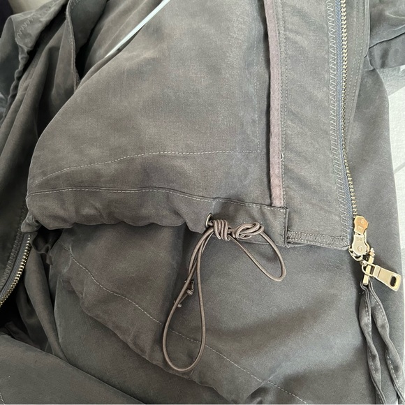 Unique spring jacket - Picture 15 of 15